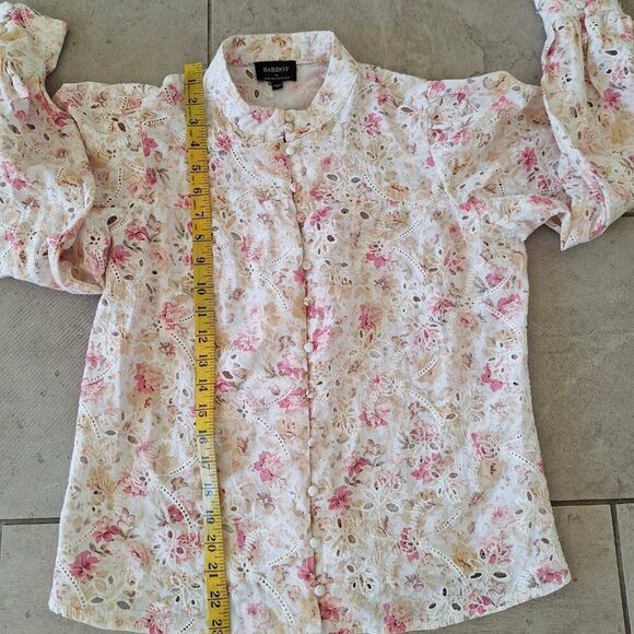 Bardot Hendry Floral Embroidered Eyelet Top size M - Picture 5 of 6
